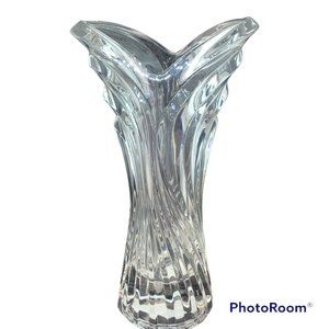Mikasa "Spring Flair" 8" Crystal Vase